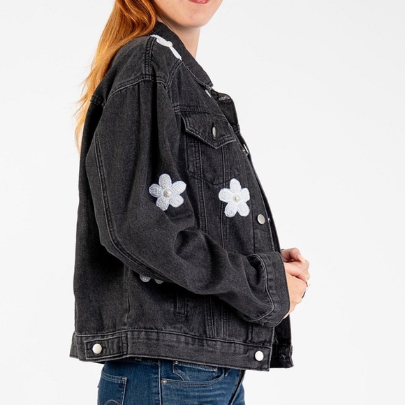 BLUE VELVET FLOWER DENIM JACKET *NWT* - Picture 3 of 6